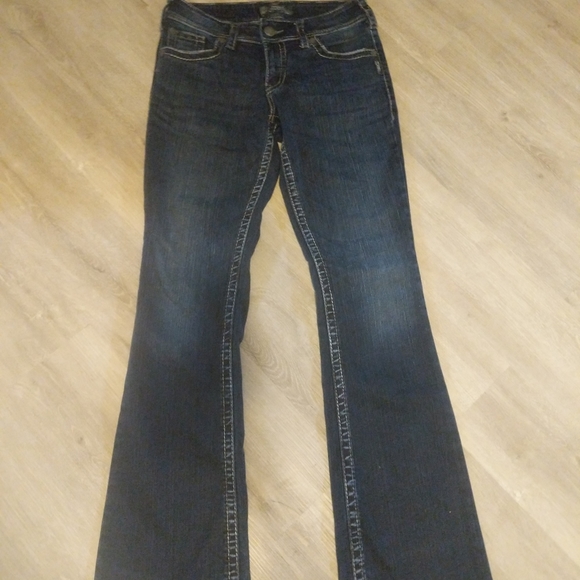 Jeans - Picture 3 of 5